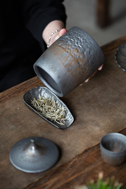 Cuillère à thé Gongfu en céramique noire et dorée de Gohobi