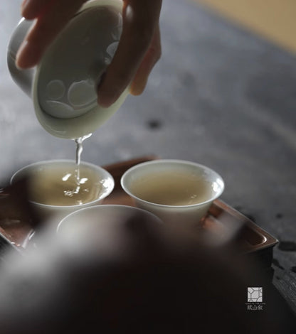 [賦山敘 x Gohobi] Gaiwan et soucoupe en céramique blanche de jade faits à la main de Jingdezhen