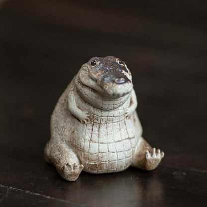 Gohobi Handmade Ceramic YiXing Clay Crocodile Ornament Tea pet