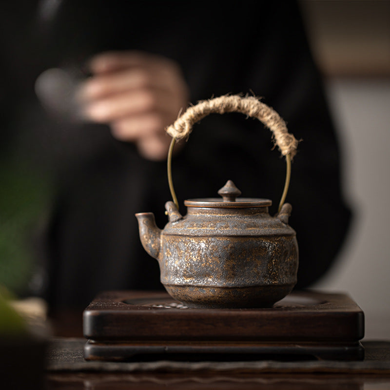 Gohobi Japanese Style Gilded Iron Glazed Teaopot