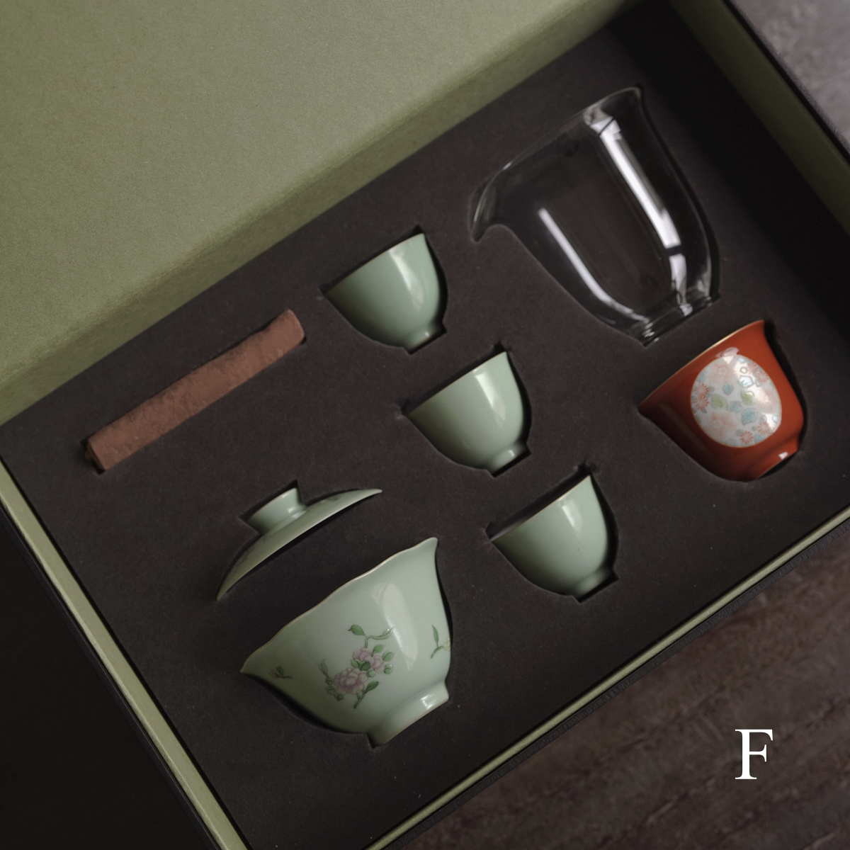 [賦山敘 x Gohobi] Jingdezhen Hand-Painted Kung Fu Tea Set Gift Box Set Limited