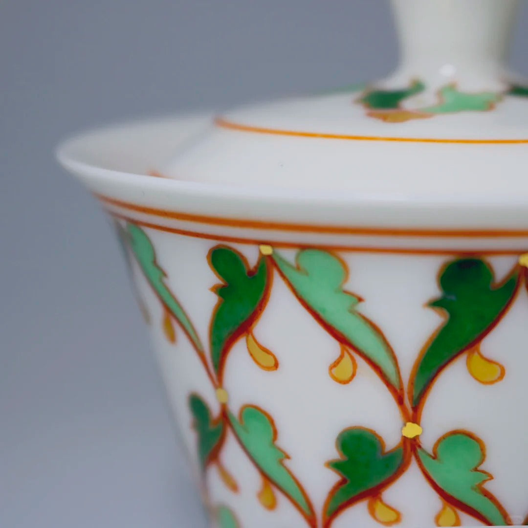 [清和堂 x Gohobi Gallery] Théière Gaiwan en forme de fleur de Baoxiang verte peinte à la main