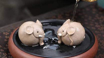 Gohobi Handmade Ceramic YiXing Clay Round Elephant Ornament Tea pet