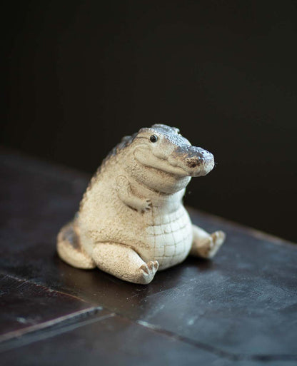 Gohobi Handmade Ceramic YiXing Clay Crocodile Ornament Tea pet