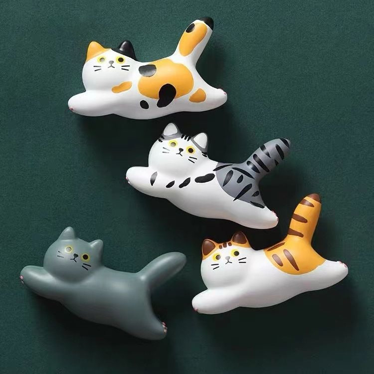 Gohobi Handmade Ceramic Cat Ornament Fridge Magnet