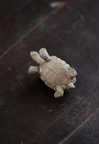 Gohobi Handmade Ceramic YiXing Clay Land Turtle Ornament Tea Pet