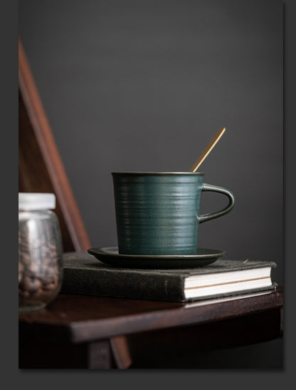 Ensemble tasse à café et soucoupe en céramique Tasse à café en poterie grossière japonaise Ensemble de café rétro Tasse en céramique faite à la main simple et créative