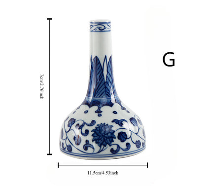 Vase en porcelaine bleu et blanc peint à la main Gohobi (classique)