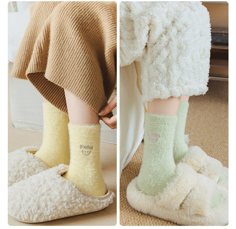 Gohobi Hello Smiling Mink Fleece Socks