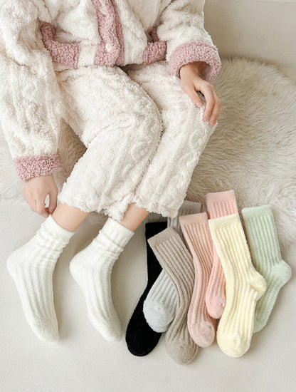 Chaussettes épaisses pour femmes automne et hiver, chaussettes chaudes en polaire épaisse imitation vison, chaussettes tube couleur unie à bande verticale, chaussettes de confinement pour sommeil d'hiver