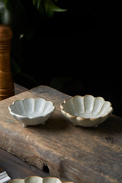 Gohobi Handmade Japanese Style Pear Blossom Stoneware Pasta Bowl Plate