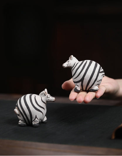 Gohobi Handmade Ceramic YiXing Clay Zebra Ornament Tea pet