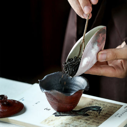 Cuillère à thé en céramique Gongfu de Gohobi rose et argent