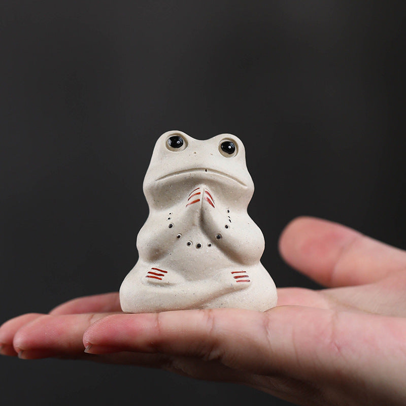 Gohobi Handmade Ceramic YiXing Clay Frog Ornament Tea pet