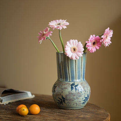 Vase vintage bleu et blanc peint à la main de Gohobi