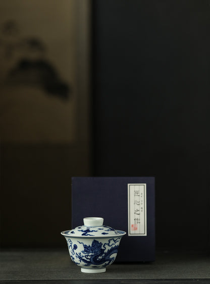 Gohobi Hand-painted Wood-fired Blue & White Dragon Porcelain Gaiwan