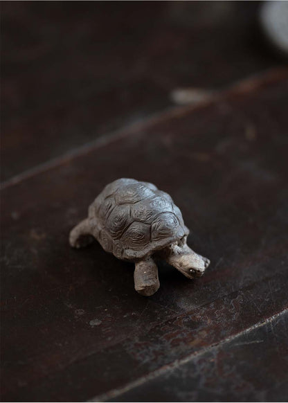 Gohobi Handmade Ceramic YiXing Clay Land Turtle Ornament Tea Pet