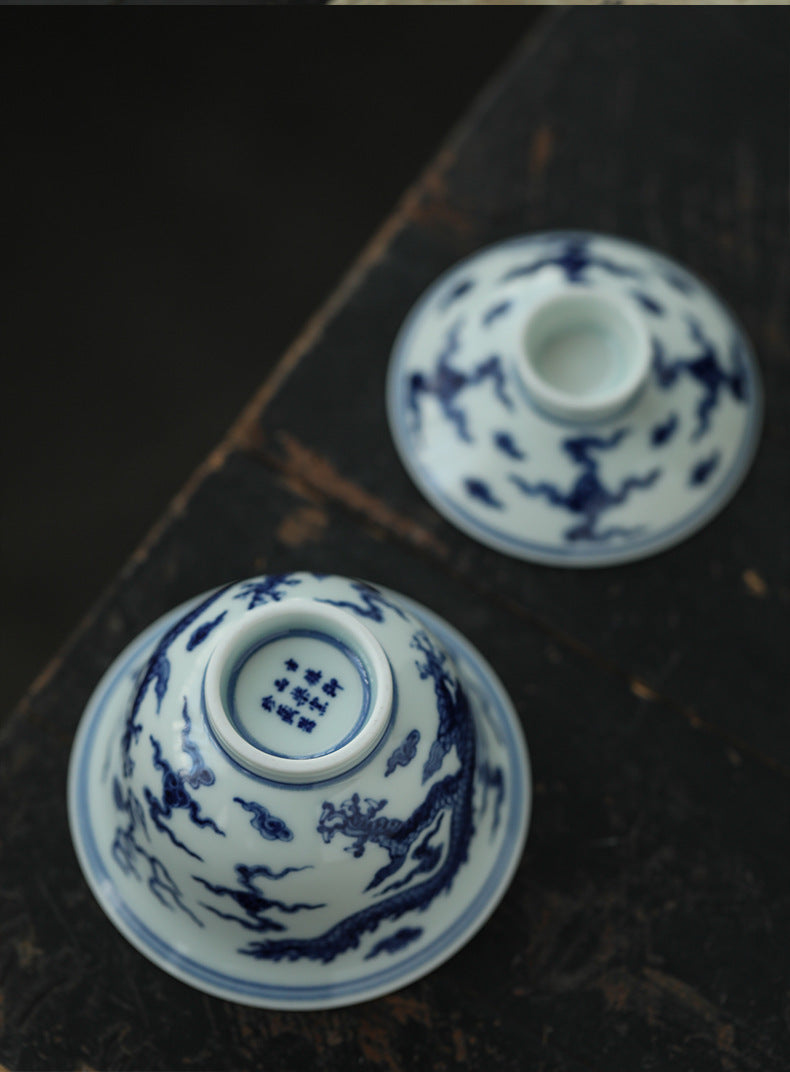 Gohobi Hand-painted Wood-fired Blue & White Dragon Porcelain Gaiwan