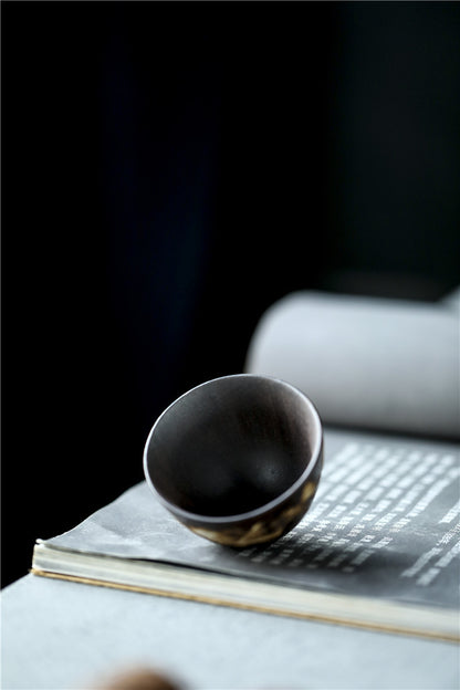 Gohobi Handmade Old Rock Mud Three-legged Ceramic Tea Cup