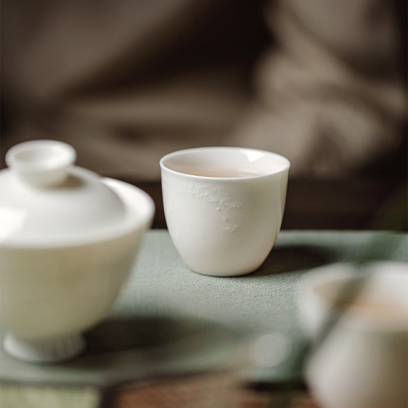 Gohobi Handmade White Porcelain Hand-embossed Ceramic Tea Cup