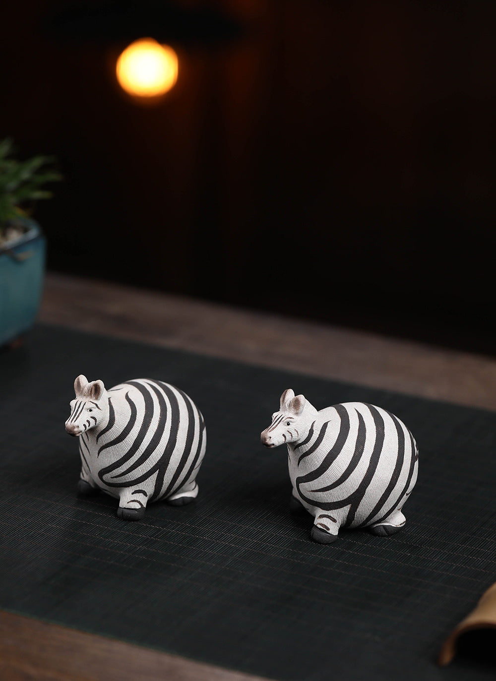 Gohobi Handmade Ceramic YiXing Clay Zebra Ornament Tea pet