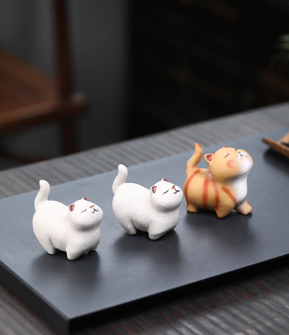 Gohobi Handmade Ceramic YiXing Clay Cat Ornament Tea pet