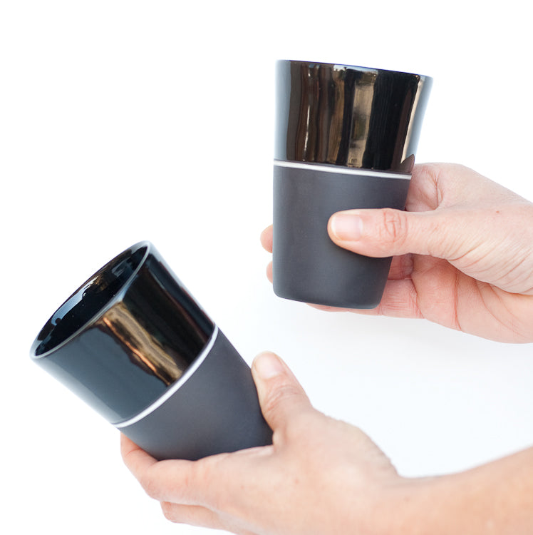 [Sue Ure x Gohobi] Black porcelain Tall beaker