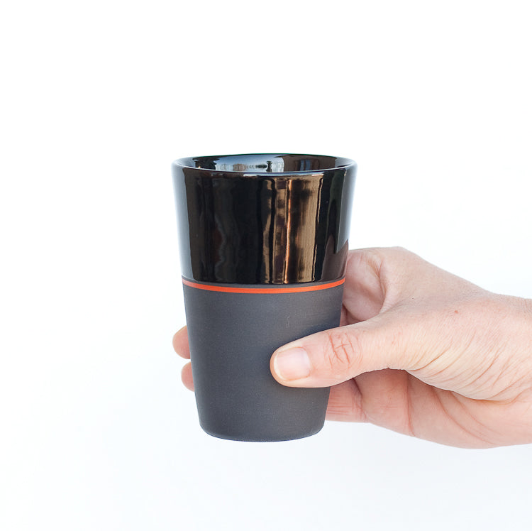 [Sue Ure x Gohobi] Black porcelain Tall beaker