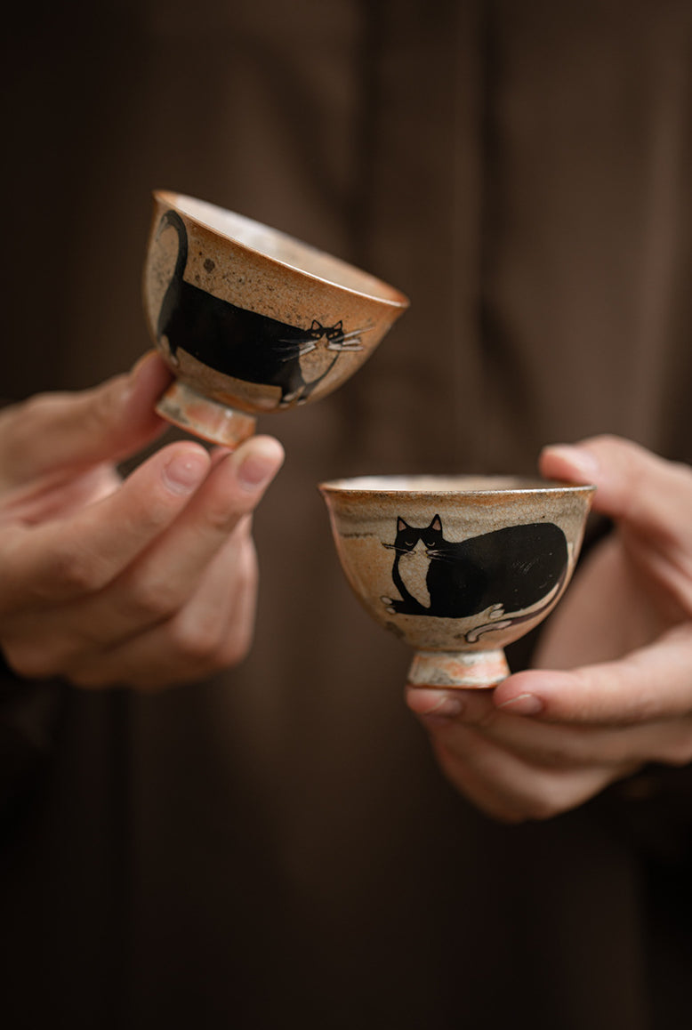 Gohobi Handmade Black Ink Hand-painted Cat Tea Cup 002