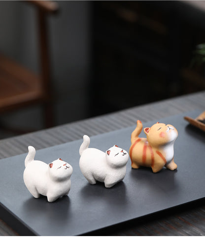 Gohobi Handmade Ceramic YiXing Clay Cat Ornament Tea pet