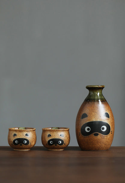 Gohobi Japanese Raccoon Sake Set Tea Set