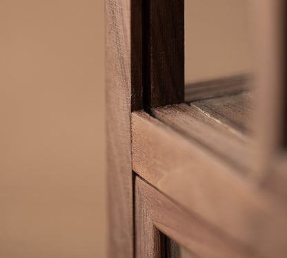 Armoire à thé en verre et bois de noyer Gohobi (deux portes coulissantes simples)