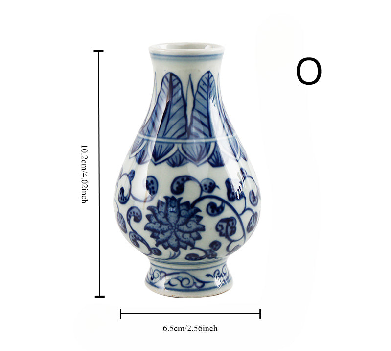 Gohobi Hand-painted Blue and White Porcelain Vase (Classic)