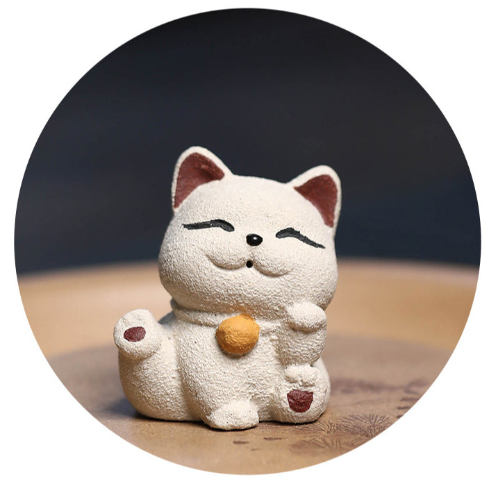 Gohobi Handmade Ceramic YiXing Clay Lucky Cat Ornament Tea pet