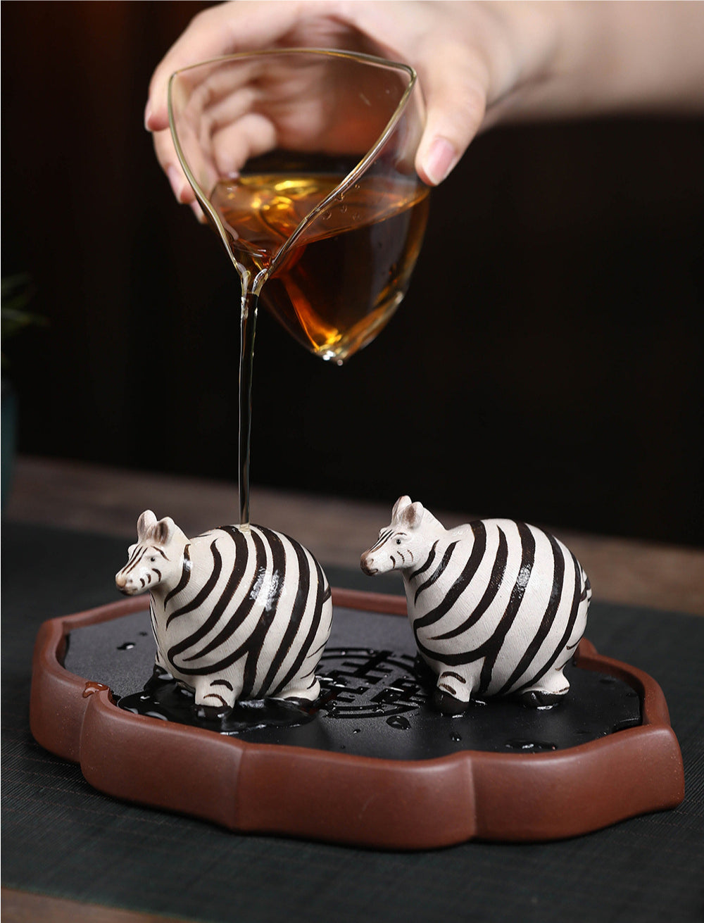 Gohobi Handmade Ceramic YiXing Clay Zebra Ornament Tea pet