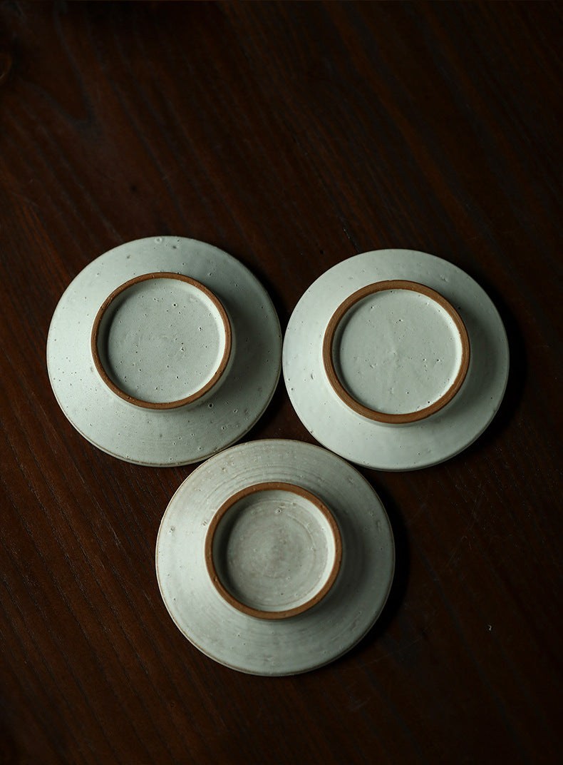 Gohobi Handmade Ceramic Kohiki White Coaster Plate