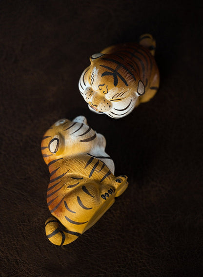 Gohobi Handmade tiger ornaments Tea pets ceramic YiXing clay  Chinese Gongfu tea Kung fu tea Japanese Chado unique ornaments