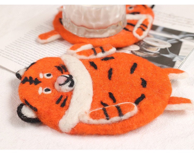 Gohobi Wool coaster, animal coaster, orange tiger coaster, gift for her, gift for him