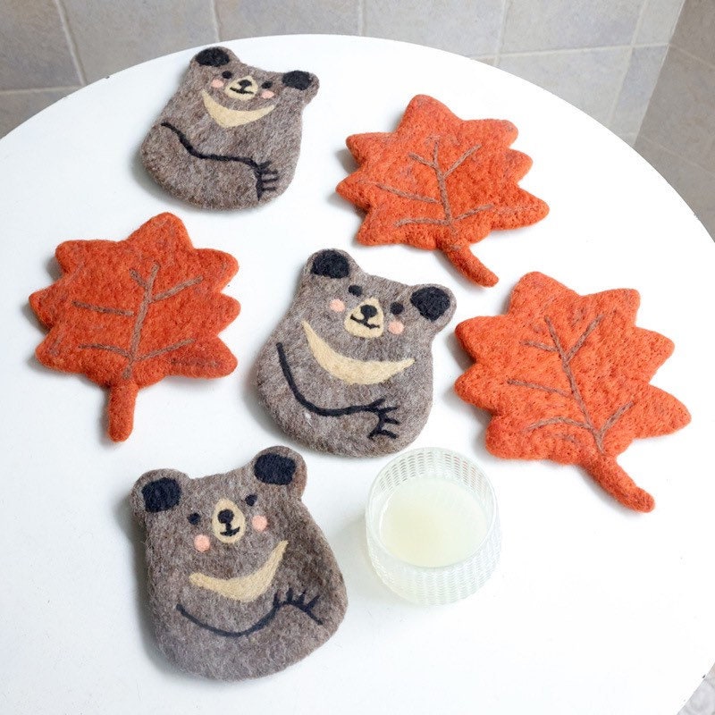 Gohobi Wool coaster, animal coaster, bear coaster, maple leaf coaster, gift for her, gift for him