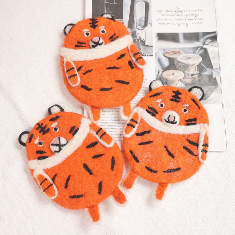 Gohobi Wool coaster, animal coaster, orange tiger coaster, gift for her, gift for him