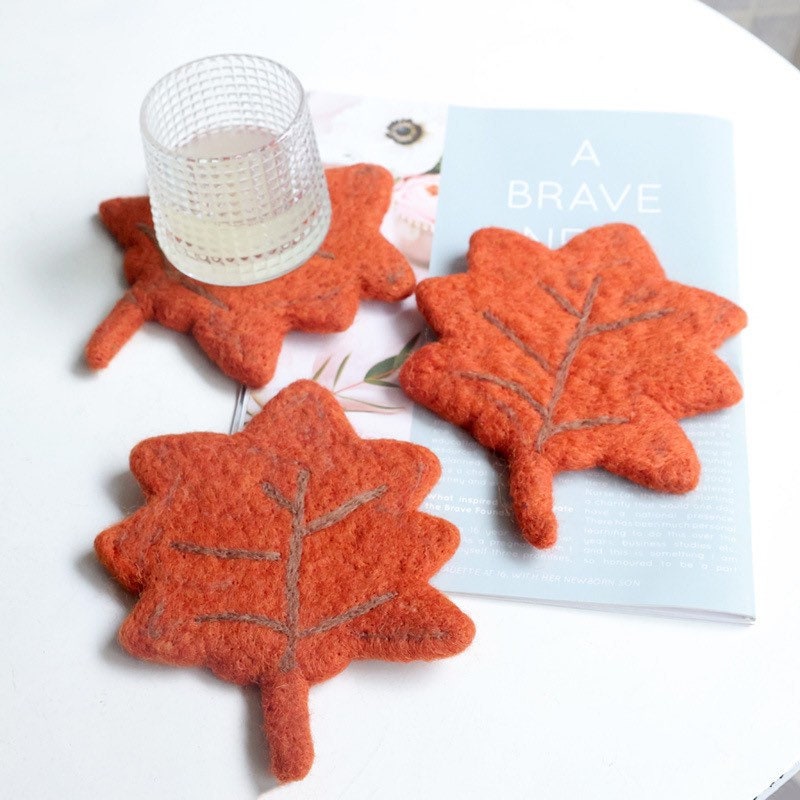 Gohobi Wool coaster, animal coaster, bear coaster, maple leaf coaster, gift for her, gift for him